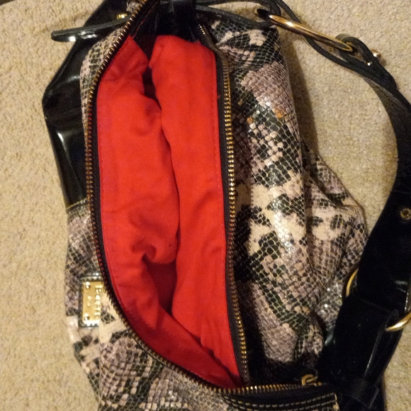 Dooney & Bourke Niki Bag - Picture 10 of 16